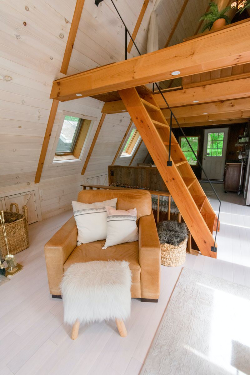 Mur intérieur en lambris - Maison écologique en bois
